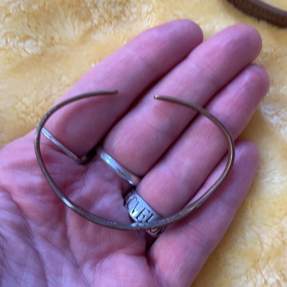 Solid Copper Cuff 1 Corinthians 13:4 Origami Owl - image 8